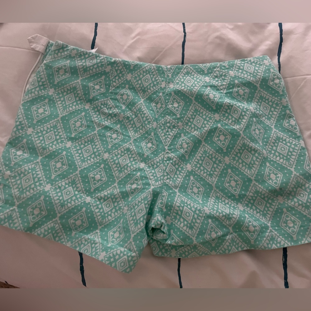 Southern Tide shorts, teal & white